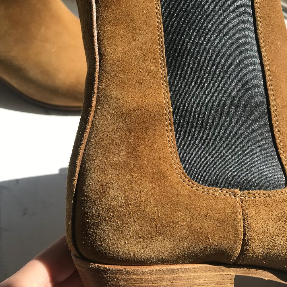Saint Laurent Camel Suede Chelsea Ankle Boots - Picture 7 of 8